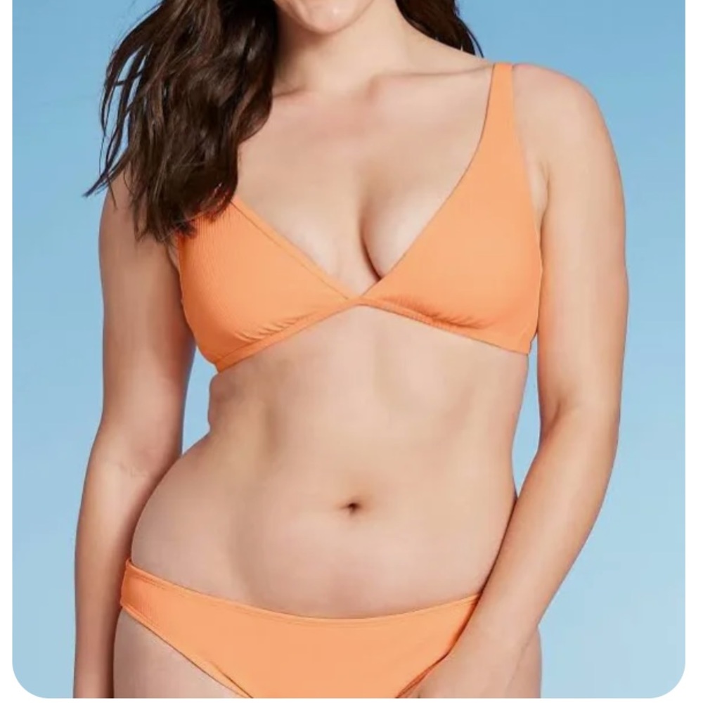 Xhilaration DD bikini top and Large bottoms in coral / orange